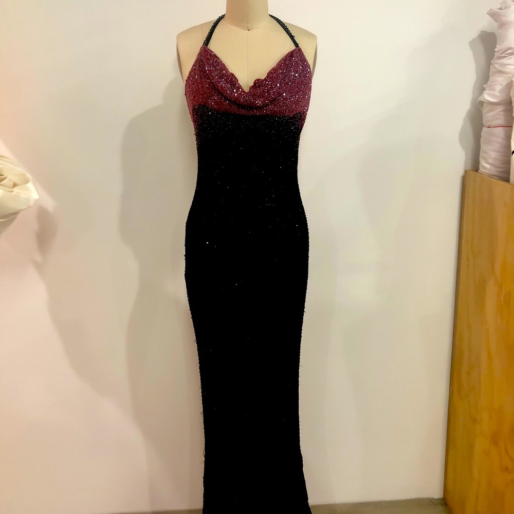 Sue Wong 100% Silk Chiffon with Glass Beads SIZE 8 Women’s